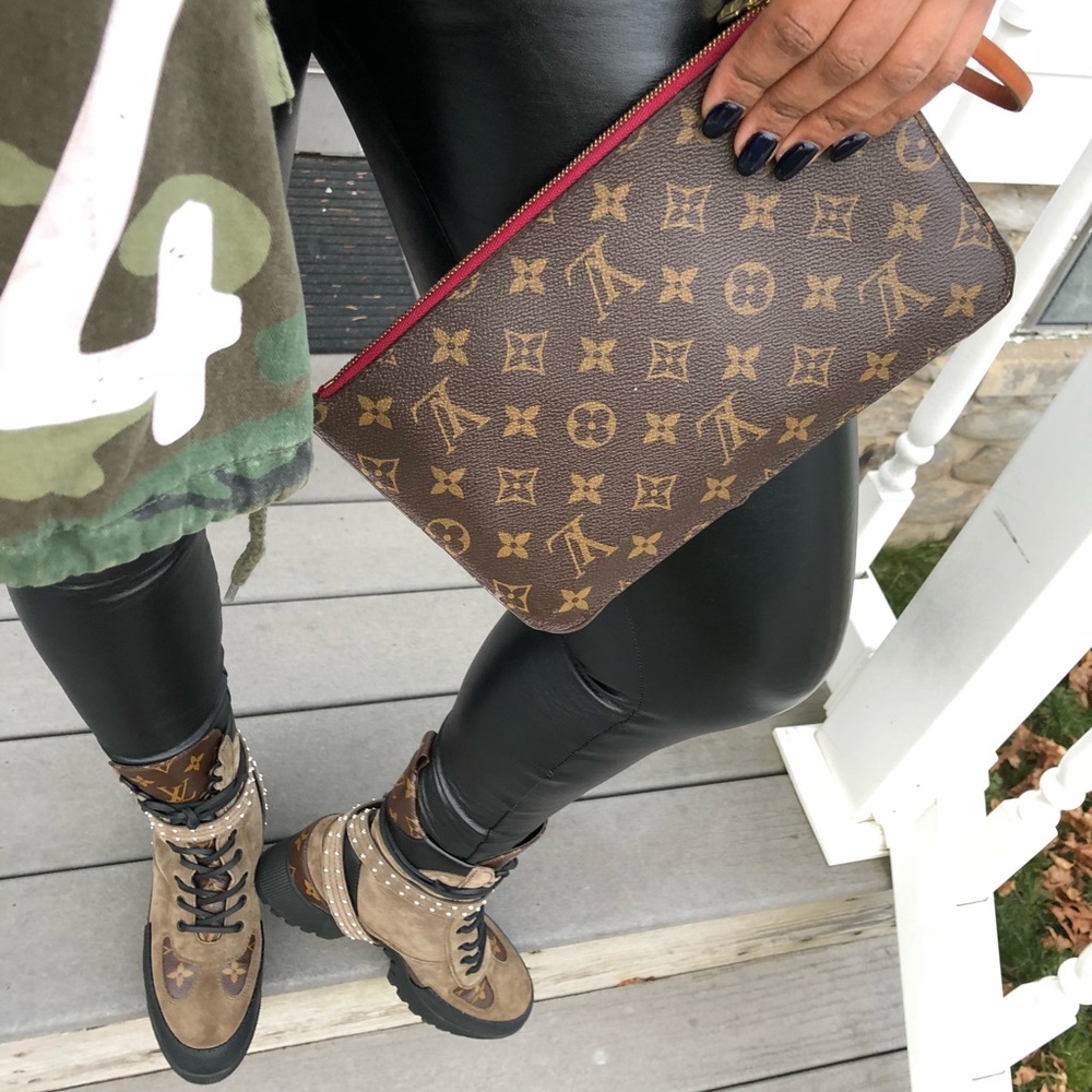 Authentic Louis Vuitton Neverfull GM pouch
